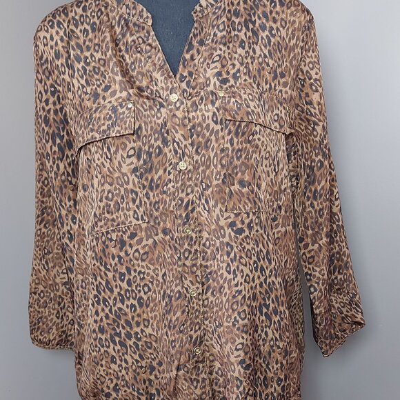 Leopard Blouse. Size Medium - Picture 1 of 2